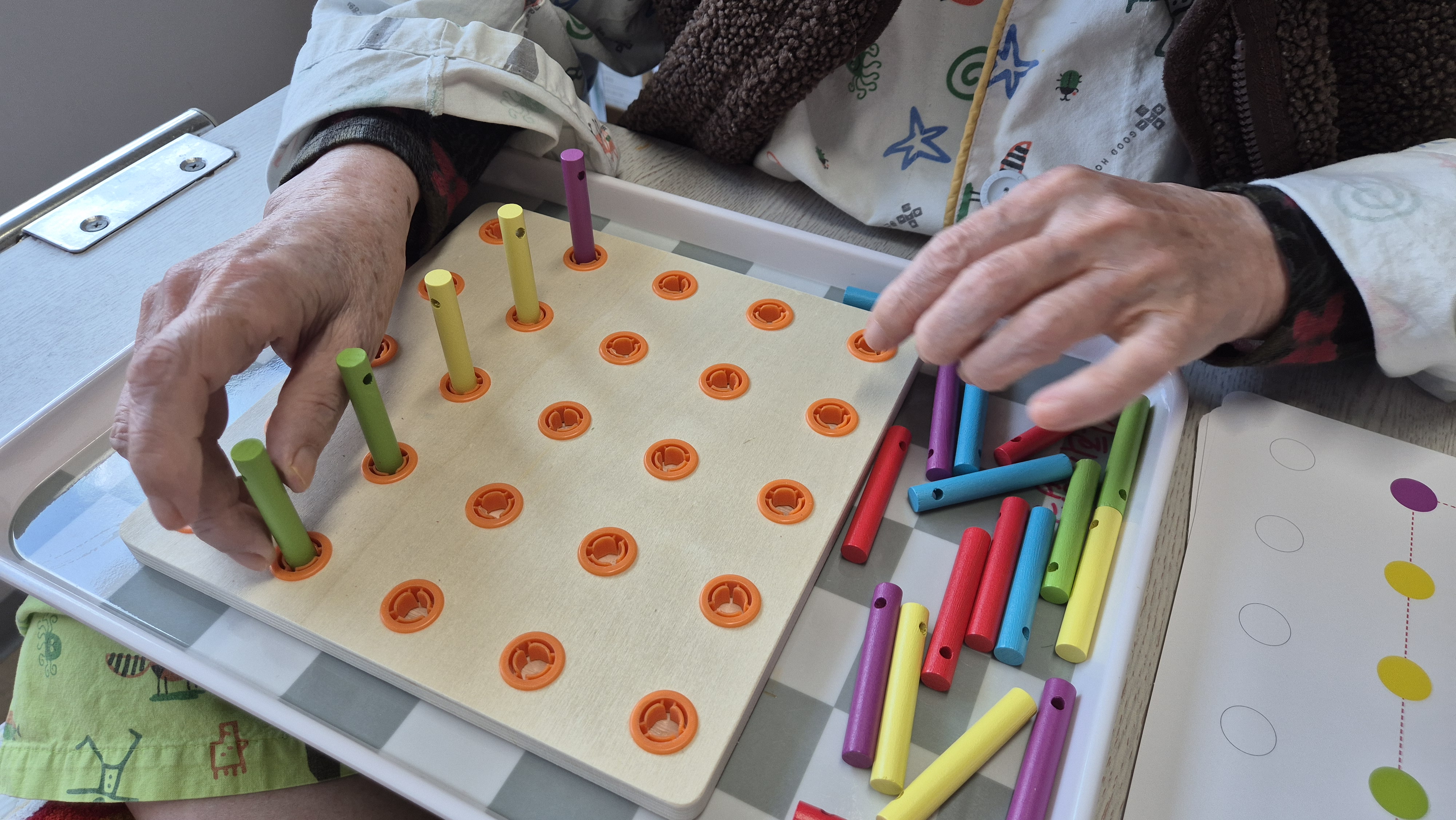 [인지활동] 인지·소근육 향상 노인교구 프로그램 진행